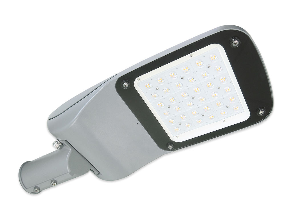 Уличный светодиодный светильник Strada: M-100W ООО Международная Компания «РОНАИ»