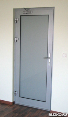 Дверь алюминиевая двойной витраж под ключ