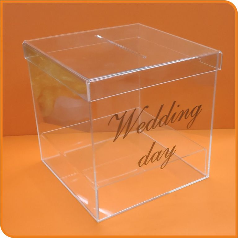 Свадебная коробка для вина с именами и датой свадьбы