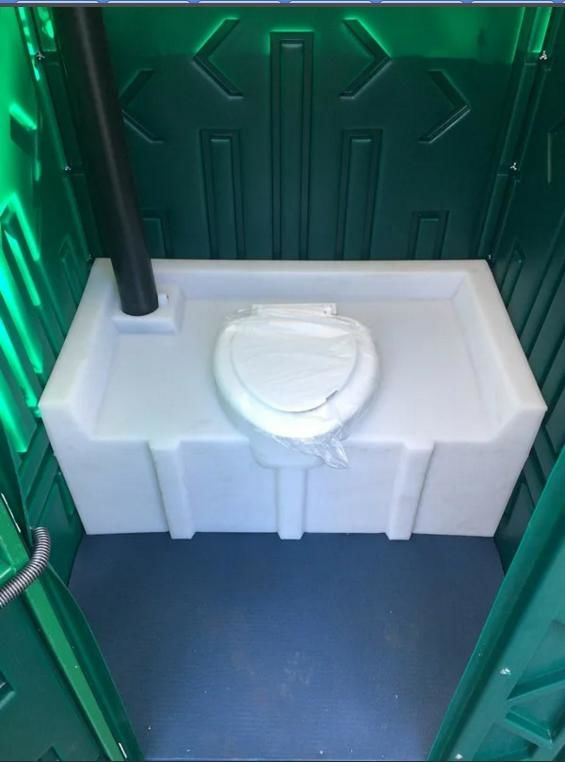 Пластиковый туалет Эконом зелёного цвета 3