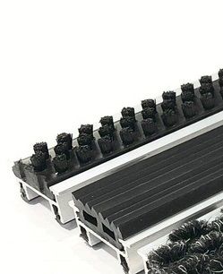 Грязезащитная алюминиевая решетка «Ворс+Щетка+Резина» высота 20 мм
