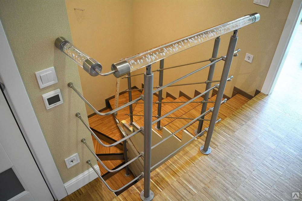 Поручни для лестниц стеклянные, цена в Челябинске от компании МАРКЕТ-М