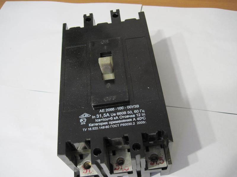 Автоматический выключатель АЕ 2066-20Б-00У3 200А