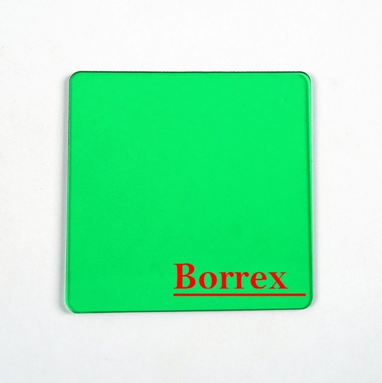 Монолитный поликарбонат 4 мм зеленый Borrex 2,05х3,05 м 30 кг